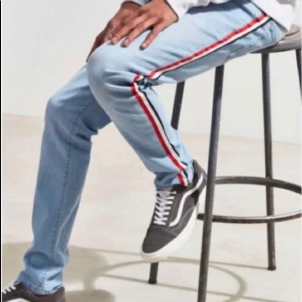 BDG URBAN OUTFITTERS JEANS